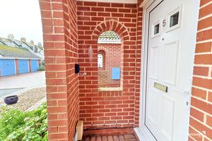 Photo 14- click for photo gallery